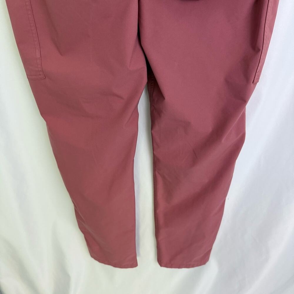 NWOT Carhartt Floral Scrubs Set Size Medium - Picture 15 of 16
